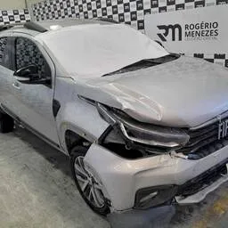 SUCATAFiat Strada 2023 1.3 Volcano Cab. Dupla 16V Flex 4P  PARA RETIRADA DE PEÇAS